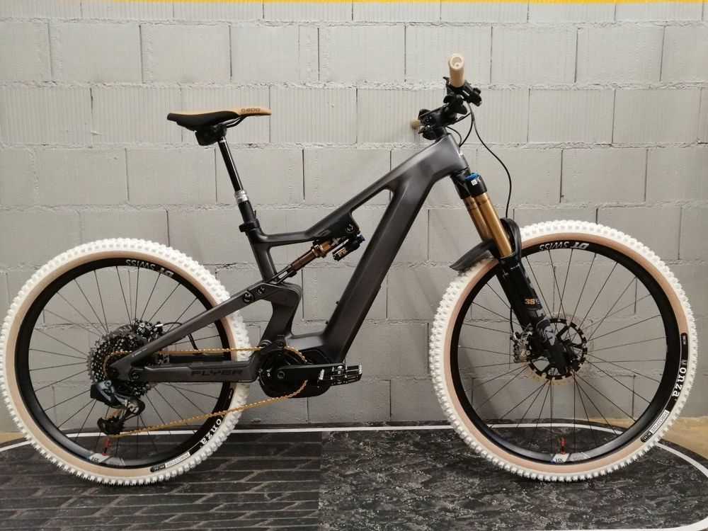 22 Flyer Uproc 6 9 50 M Carbon Aktion Acheter Sur Ricardo