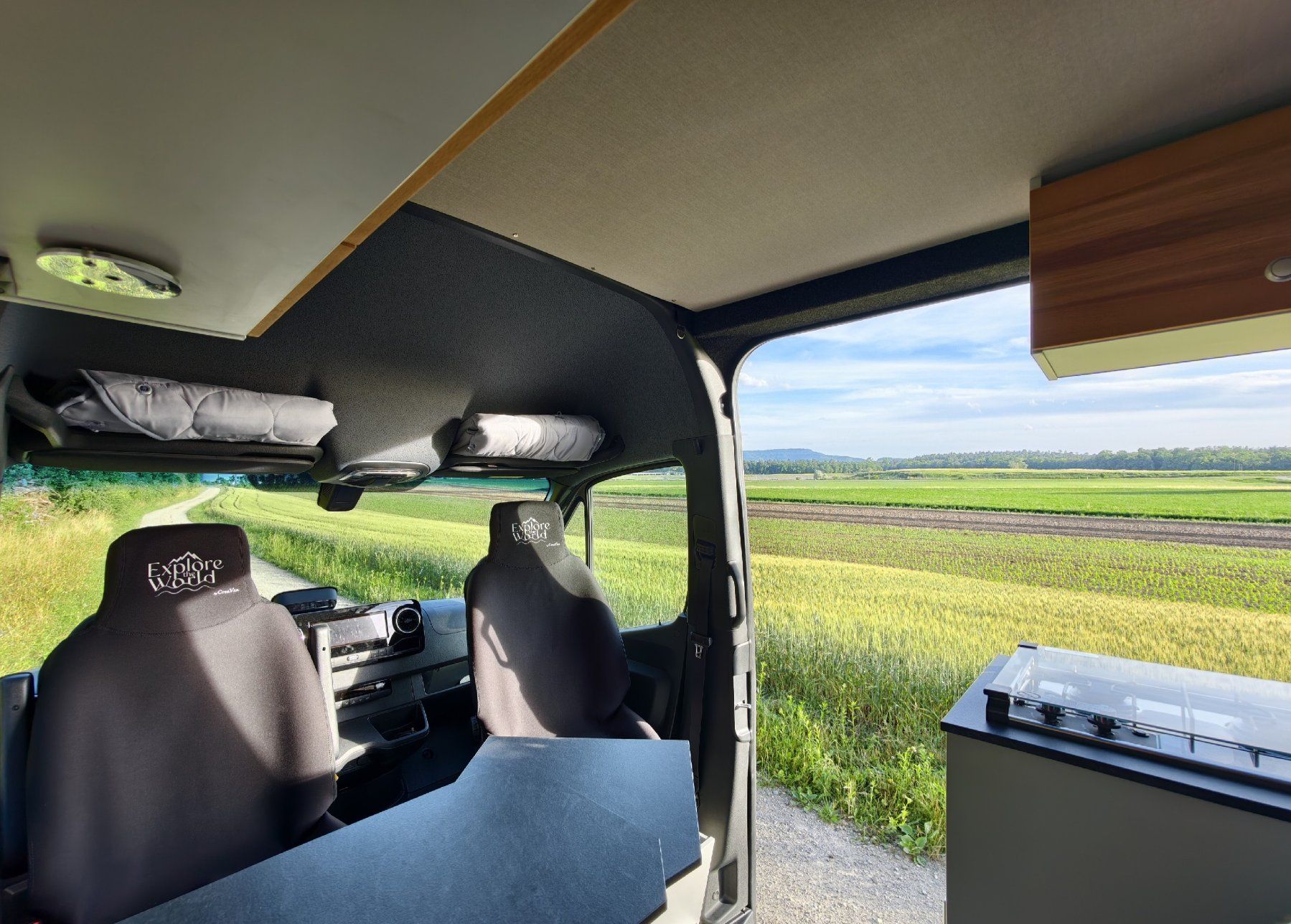 Mercedes-Benz Camping Fahrzeuge: Einzigartiger High-End Allrad Familien-Van Sprinter 4x4 – Neu (gemäss Beschreibung) aus Ossingen von creavan 3