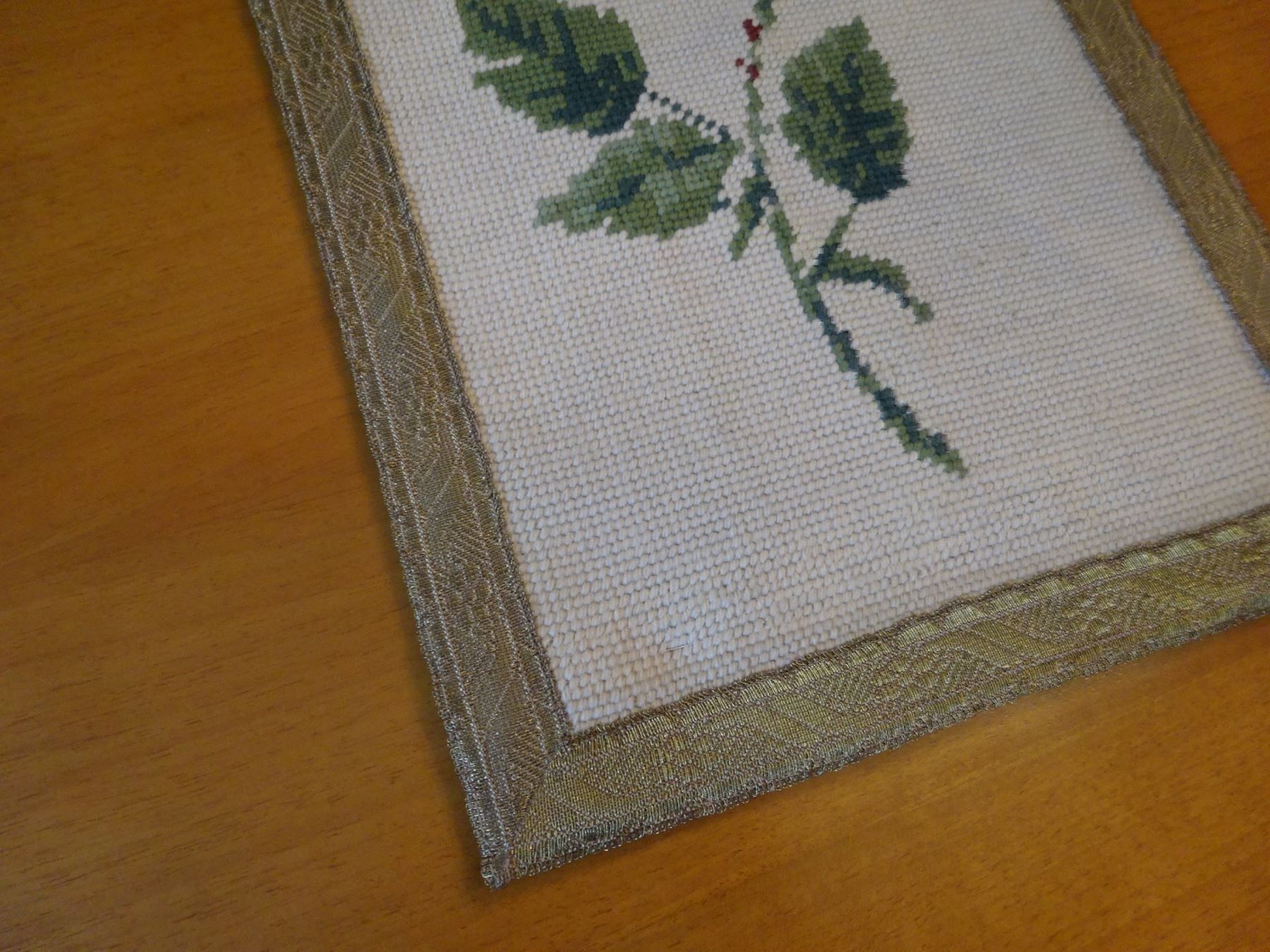Tutte le decorazioni: Tableau gobelin - galon brocart – Nuovo e nell'imballaggio originale da Biel/Bienne venduto da milamila02 2
