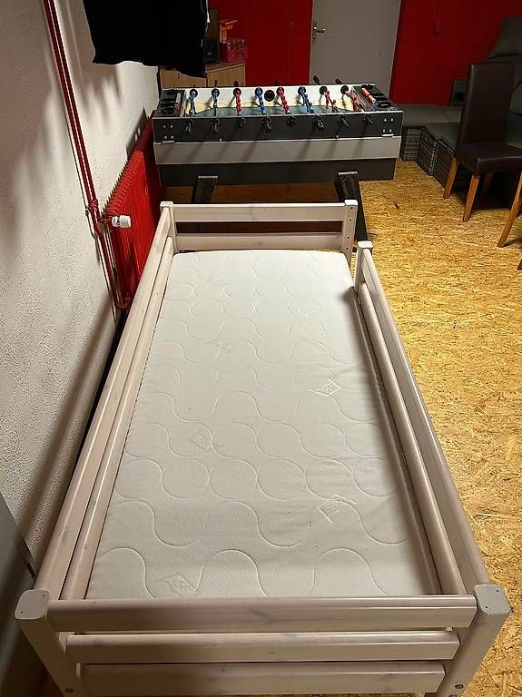Betten: Flexa Bett mit Umrandung 90x200 – Gebraucht aus Möhlin von 1binki 3