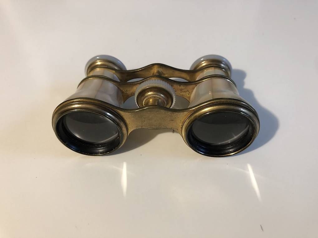 Feldstecher: antikes Opernglas Messing/Perlmutt – Gebraucht aus gals von fido56