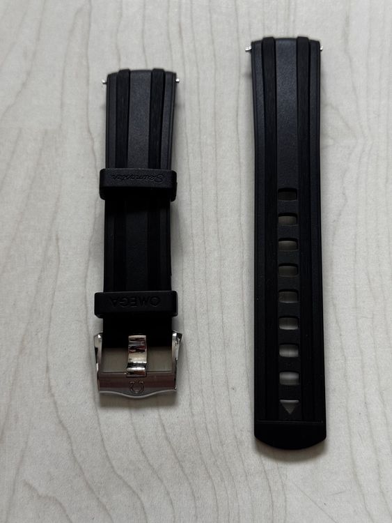 SCHWARZES KAUTSCHUKARMBAND FÜR DIE OMEGA SEAMASTER DIVER 300 1
