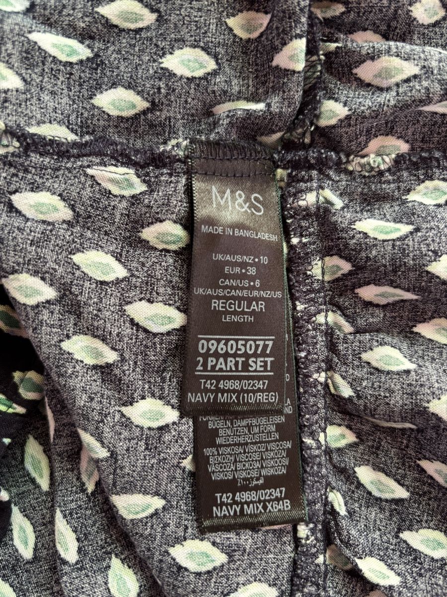 Vestiti: M&S dress, size 38 – Nuovo (secondo la descrizione) da Regensdorf venduto da heg_h8cq 5
