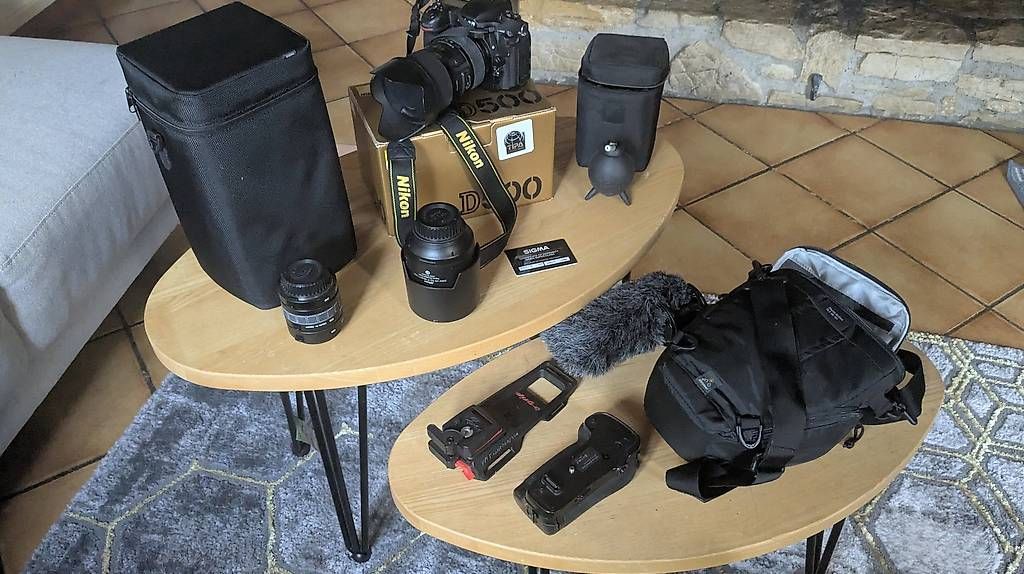 Nikon Fotocamera: Nikon D500 avec objectifs & accessoires – Usato da Malleray venduto da mic4990