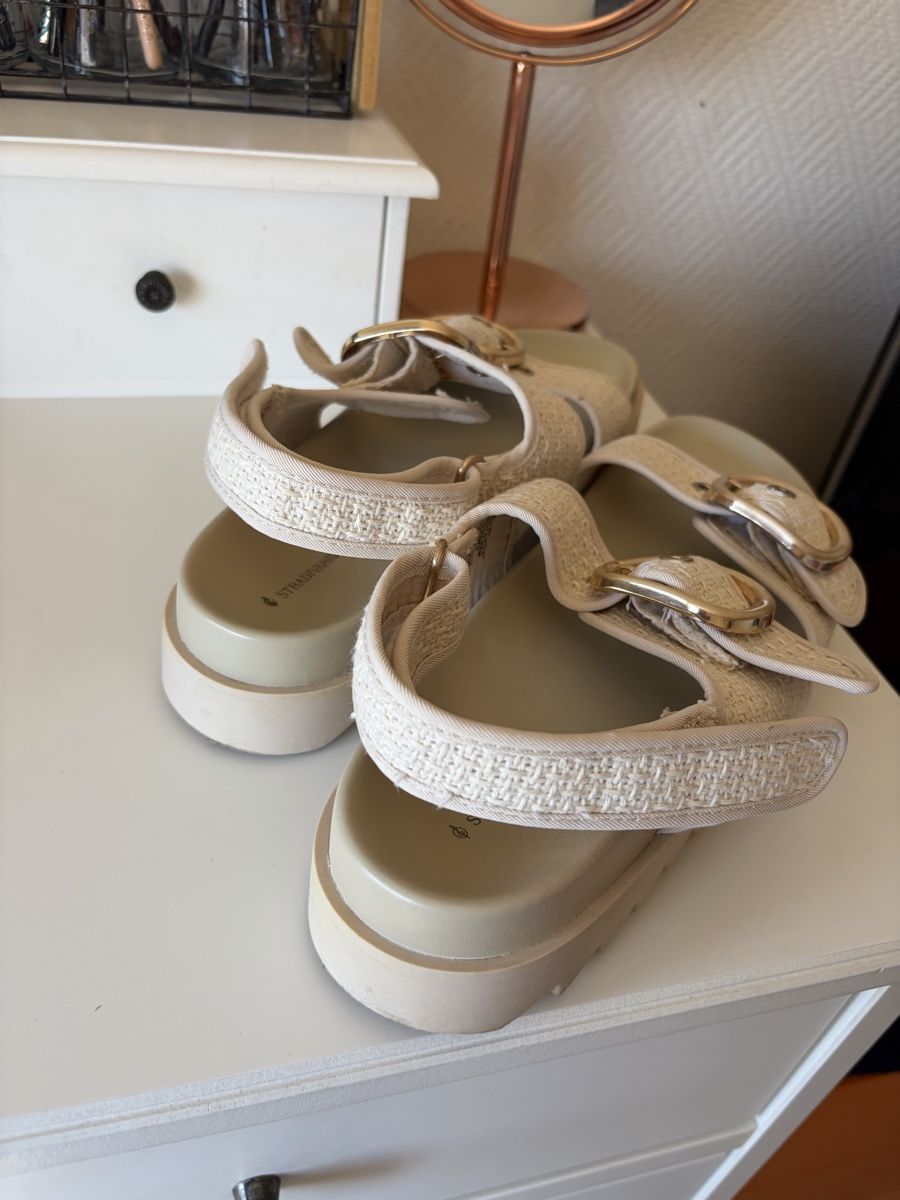Stradivarius Damenschuhe: Stradivarius Sandalen Gr.39  – Gebraucht aus Basel von Brunner.T 4