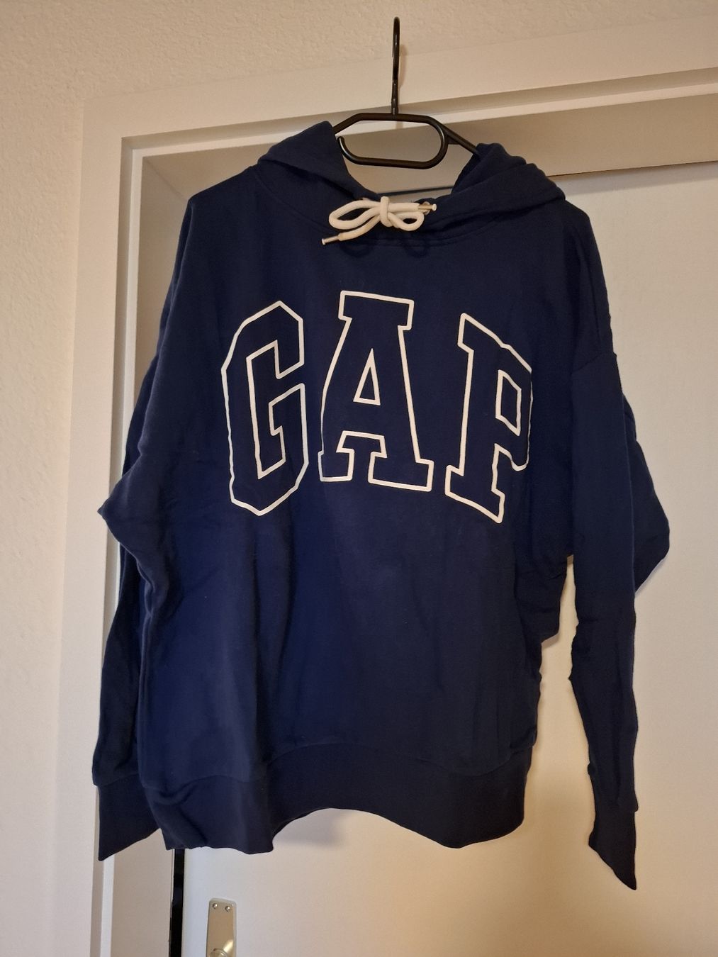Gap Maglioni & Felpe: GAP Kapuzenpullover, Grösse L, Dunkelblau – Nuovo (secondo la descrizione) da Lütisburg venduto da amerika123