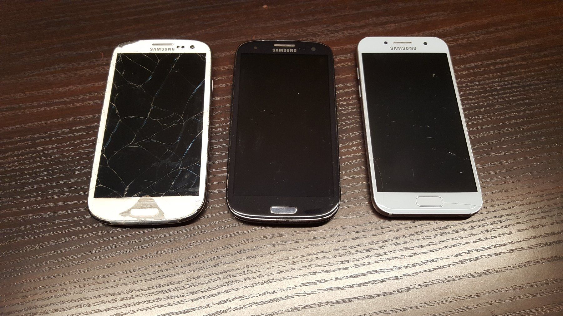 Samsung Telefoni cellulari / Smartphones: samsung – Usato da Igis venduto da JUST-4U-ENJOY