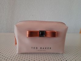 Pochette rose Ted Baker