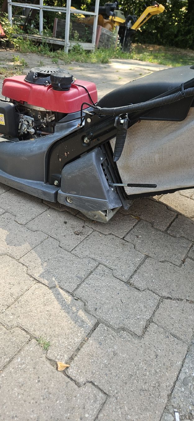 Honda Rasenmäher: Lots 3 Tondeuse HONDA – Defekt aus Vich von Max-Mechanics 4