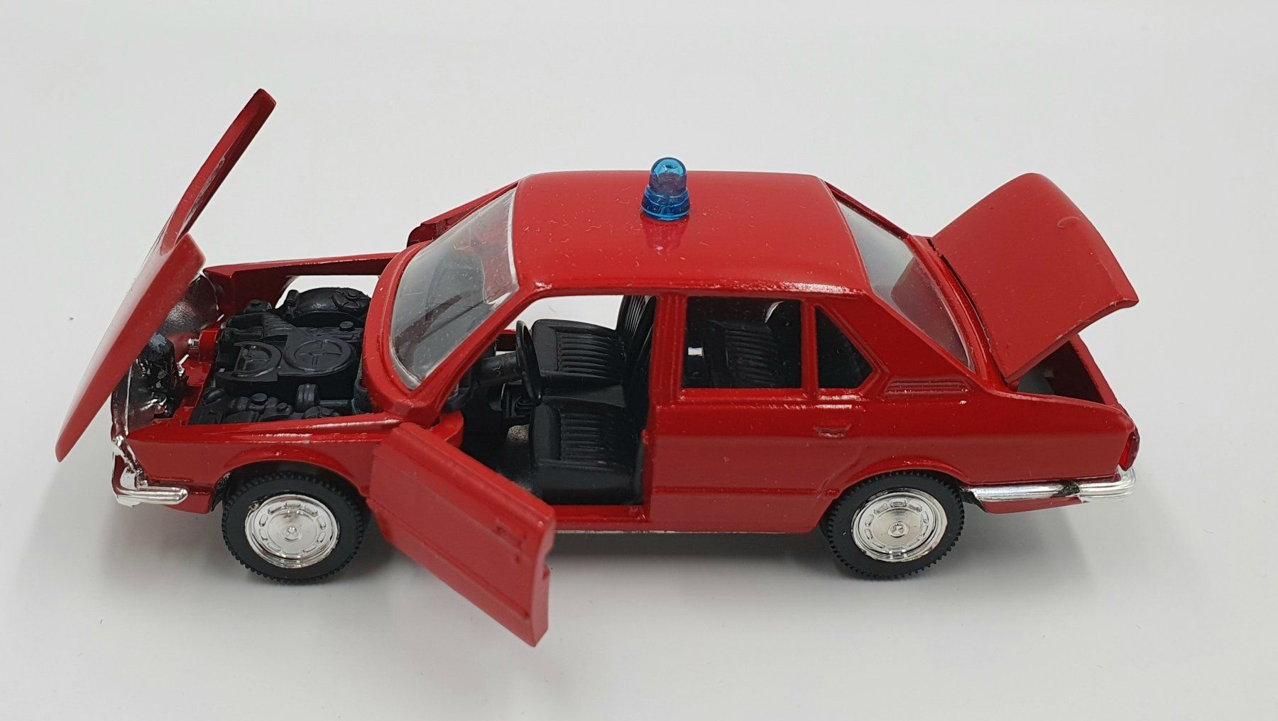 BMW Modellautos: Schuco BMW 520 – Gebraucht aus Rickenbach b. Wil von klassikmarkt.ch 1
