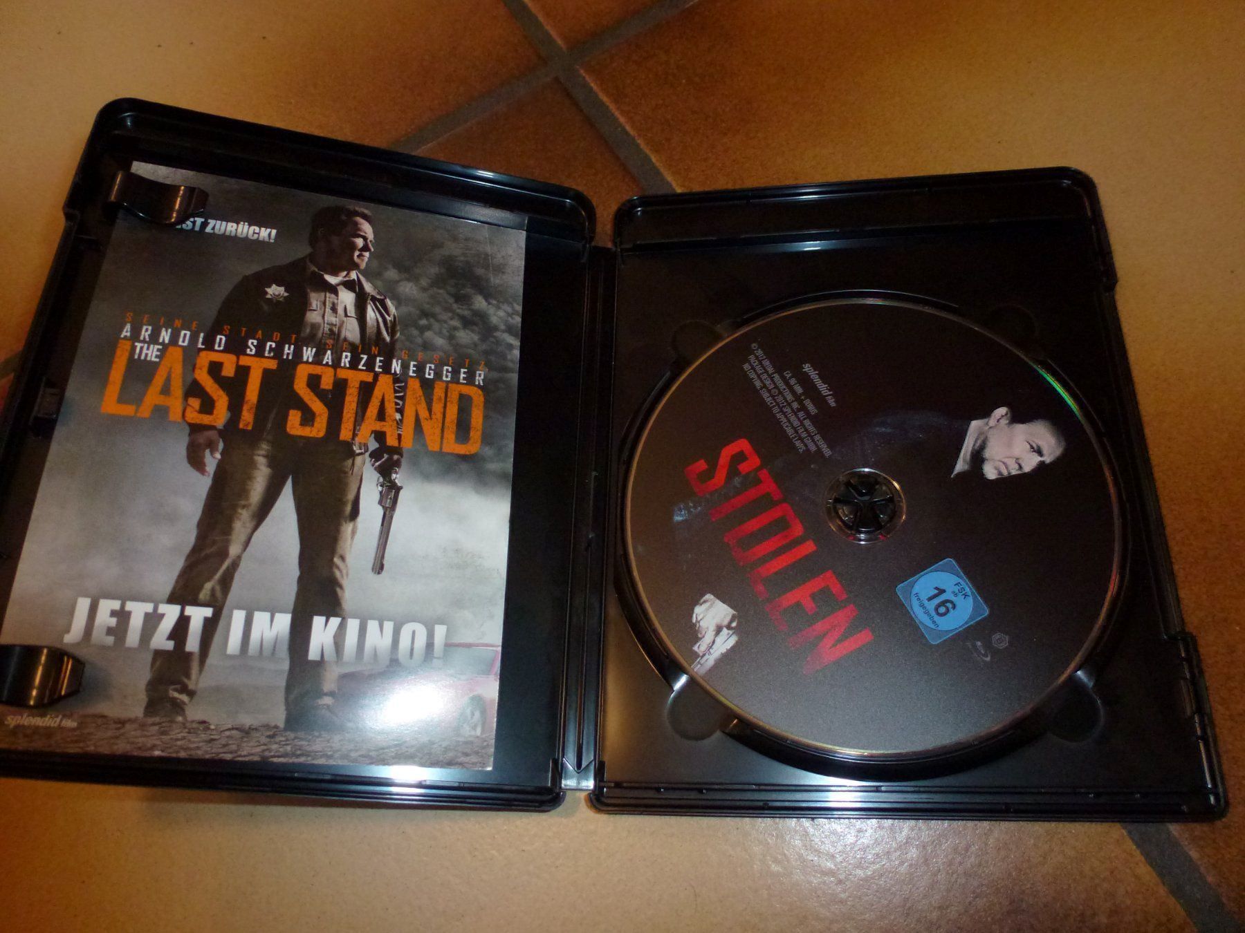 Tutti i DVDs: Stolen BLU-RAY – Usato da Olten venduto da Disc-Verkauf 1
