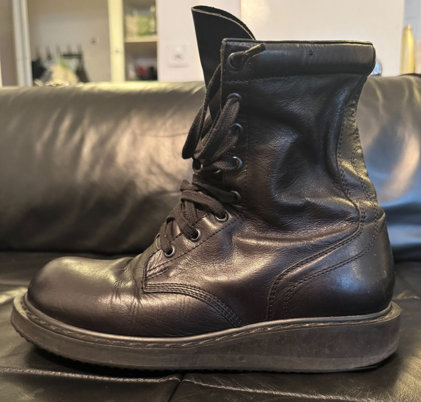 Rick Owens Scarpe da uomo: Rick Owens Anfibio Combat Boots – Usato da Canobbio venduto da kk_dee 1