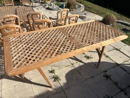 Table extérieur teck Massant 230*108cm Exc. état (EUR8,000)