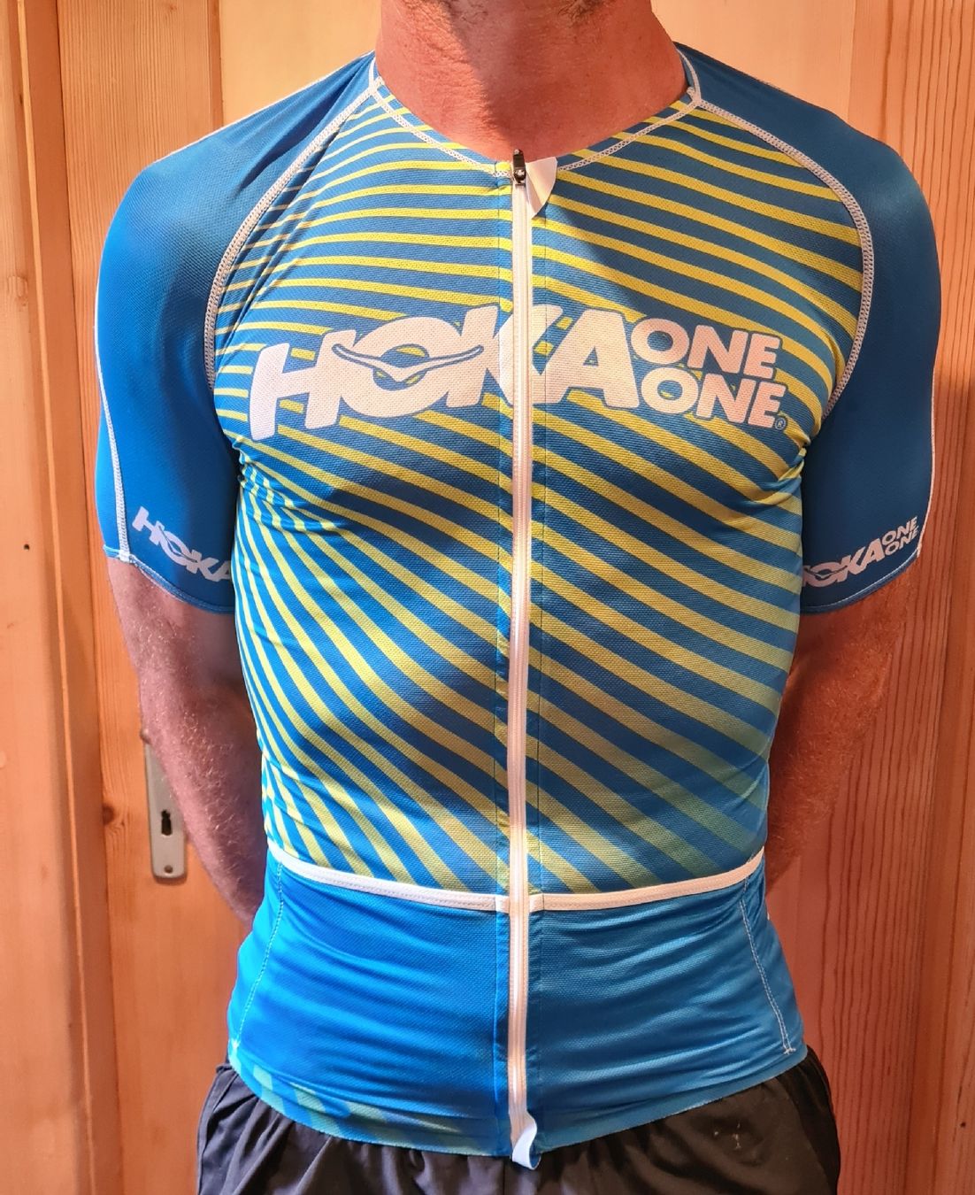 T-shirt: Tee-shirt Hoka trail, taille M – Usato da Corbeyrier venduto da hel_t5mq