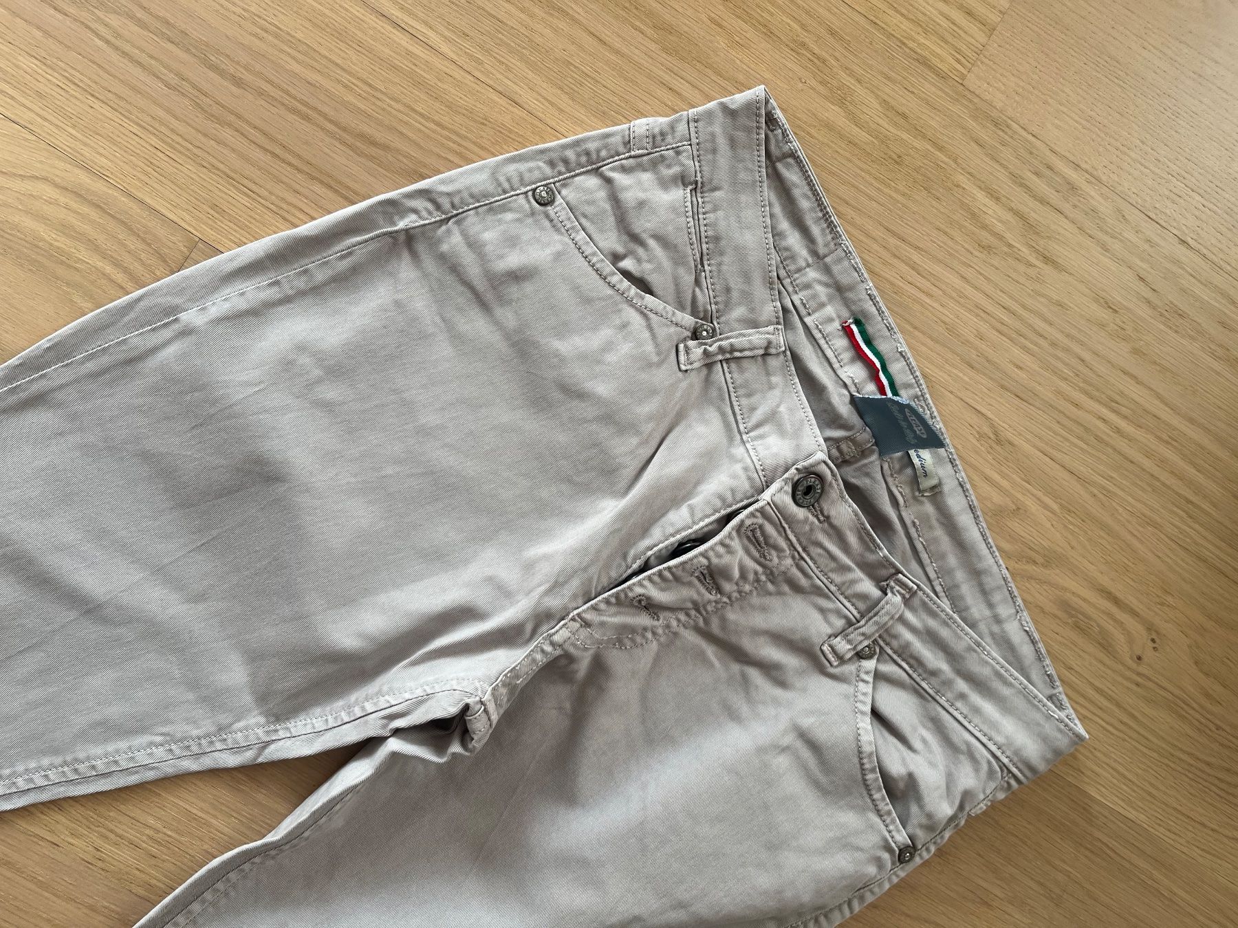 Please Jeans Pantaloni: Please Hose, Grösse Medium – Usato da Bonstetten venduto da Savannah7 1