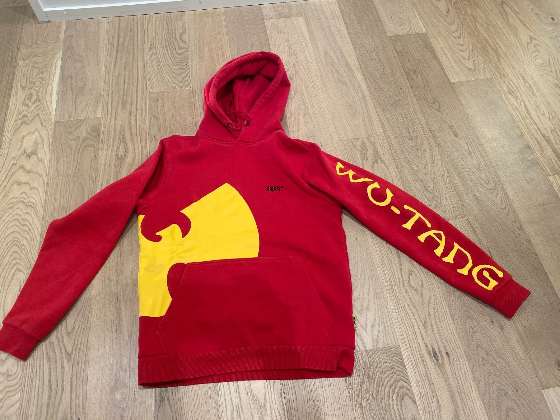 Maglioni & Felpe: Hoodie – Usato da Baar venduto da El.bee