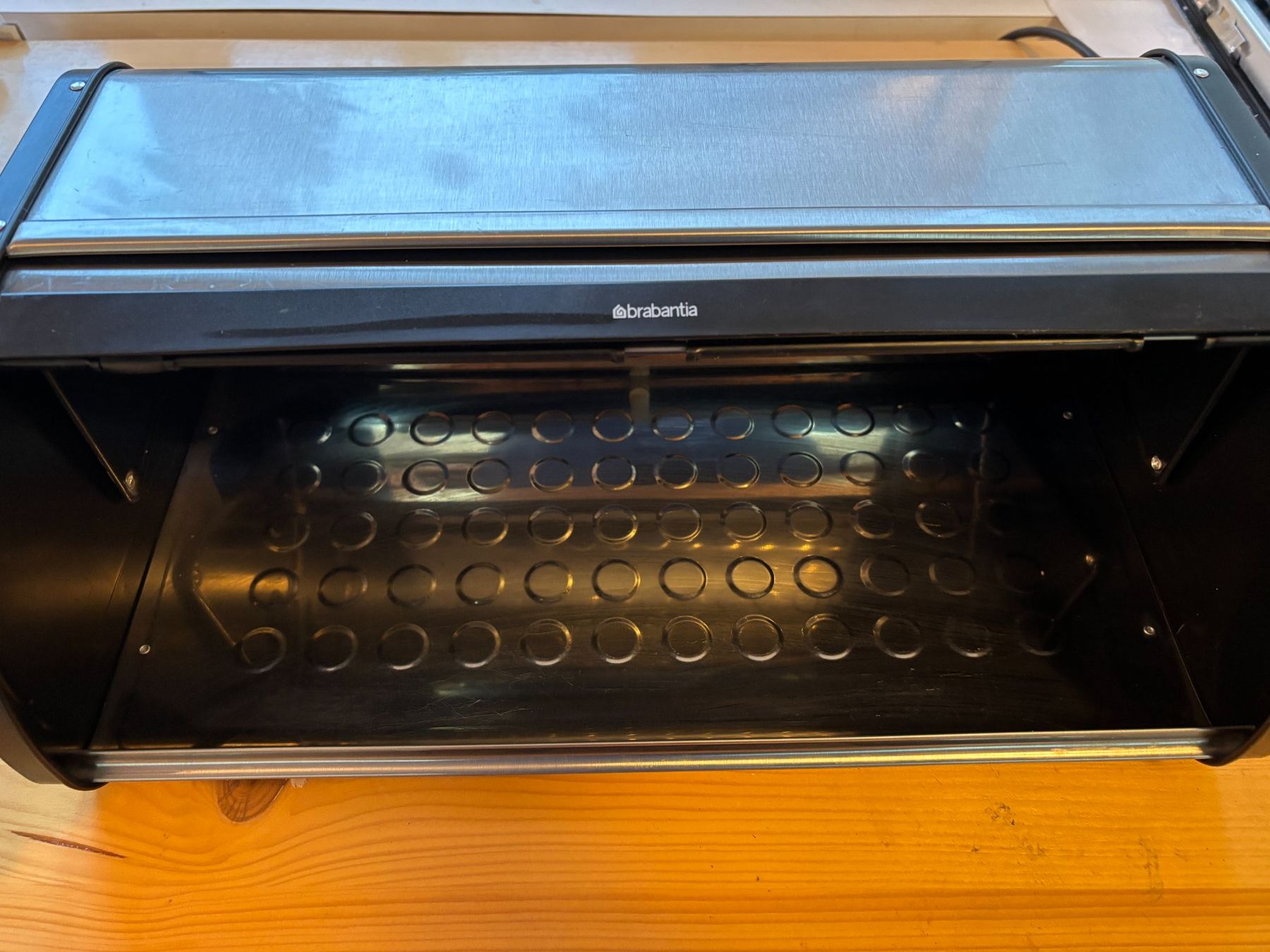 Brabantia Contenitori & Simili: Brotkasten Brabantia 45 cm breit – Nuovo (secondo la descrizione) da Birmensdorf ZH venduto da Jpiano 2