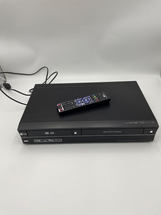 LG Digital & Analog DVD Recorder/VCR Play Combo RCT699H Kaufen auf
