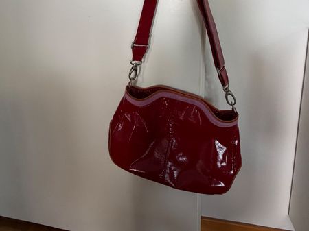 Stefi Talman Lackledertasche