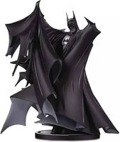 Batman Black & White Statue - Todd McFarlane 1.0 Version!