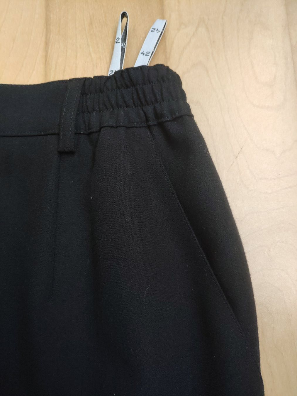 Lotti di vestiti: Bluse+Rock scharz Gr.42 – Usato da Hedingen venduto da Xenno 3