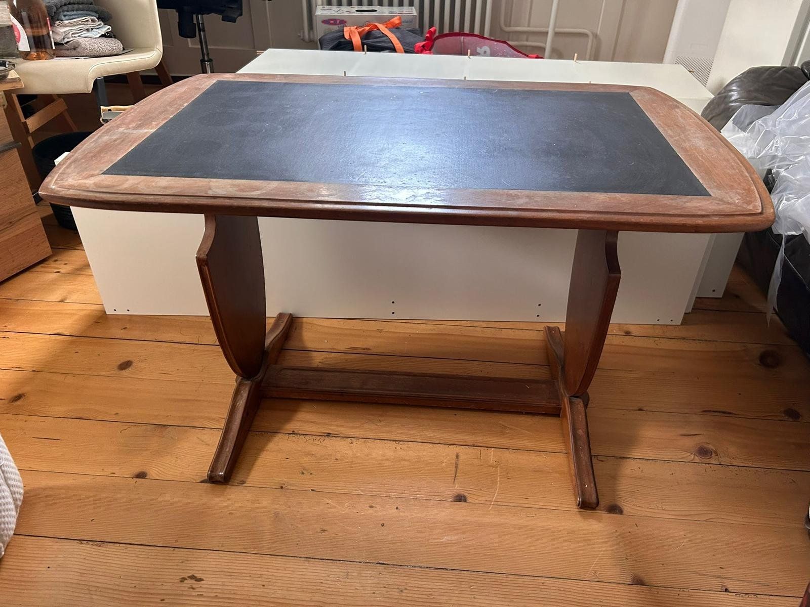 Tavoli: Antiker Couchtisch Holz – Usato da St. Gallen venduto da joe_v6z5