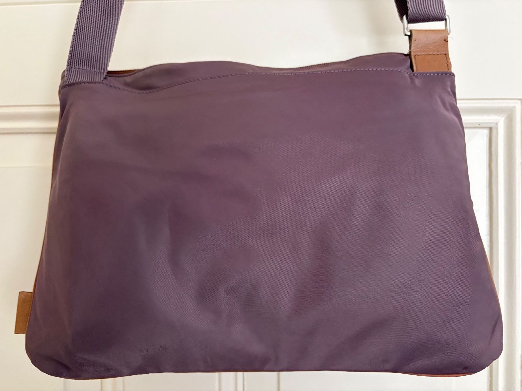 Ecco Taschen für Damen: Leichte praktische Umhängetasche ECCO – Gebraucht aus Uster von pri_6r68 1