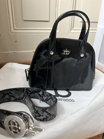 Sac à main noir verni Roccobarocco avec ceinture assortie