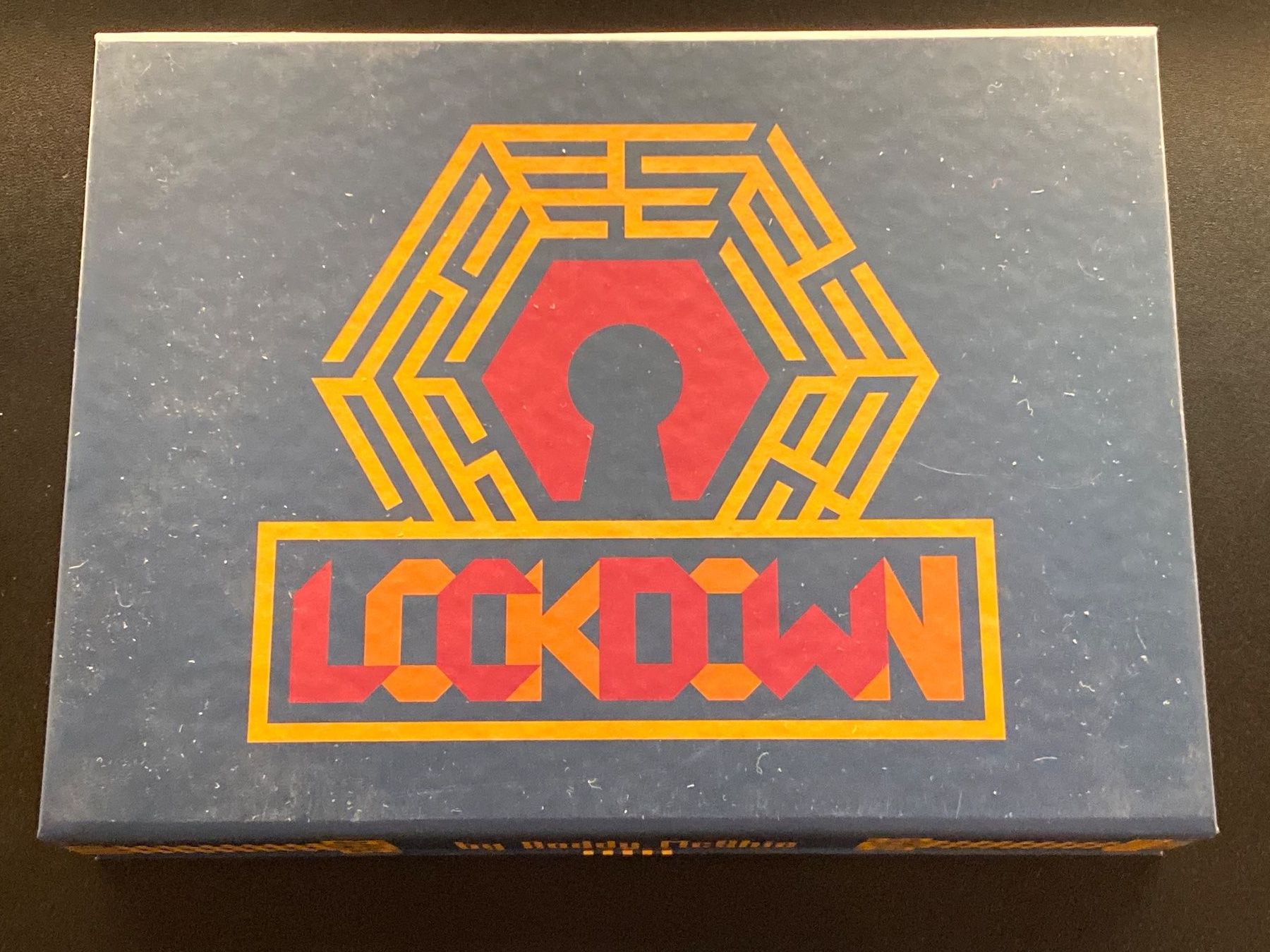Giochi: Lockdown (by R – Nuovo (secondo la descrizione) da Au (ZH) venduto da Thanks