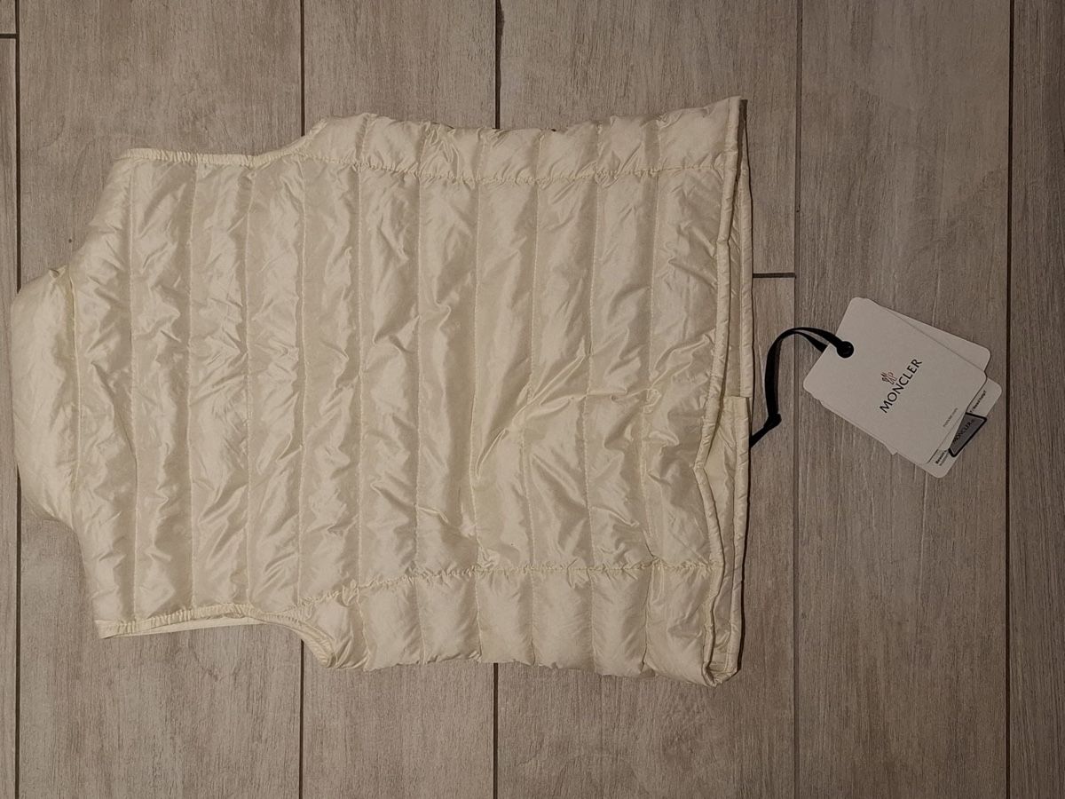 Moncler Giacche: Veste/Jacke Moncler – Nuovo (secondo la descrizione) da Prilly venduto da Sdeca 1