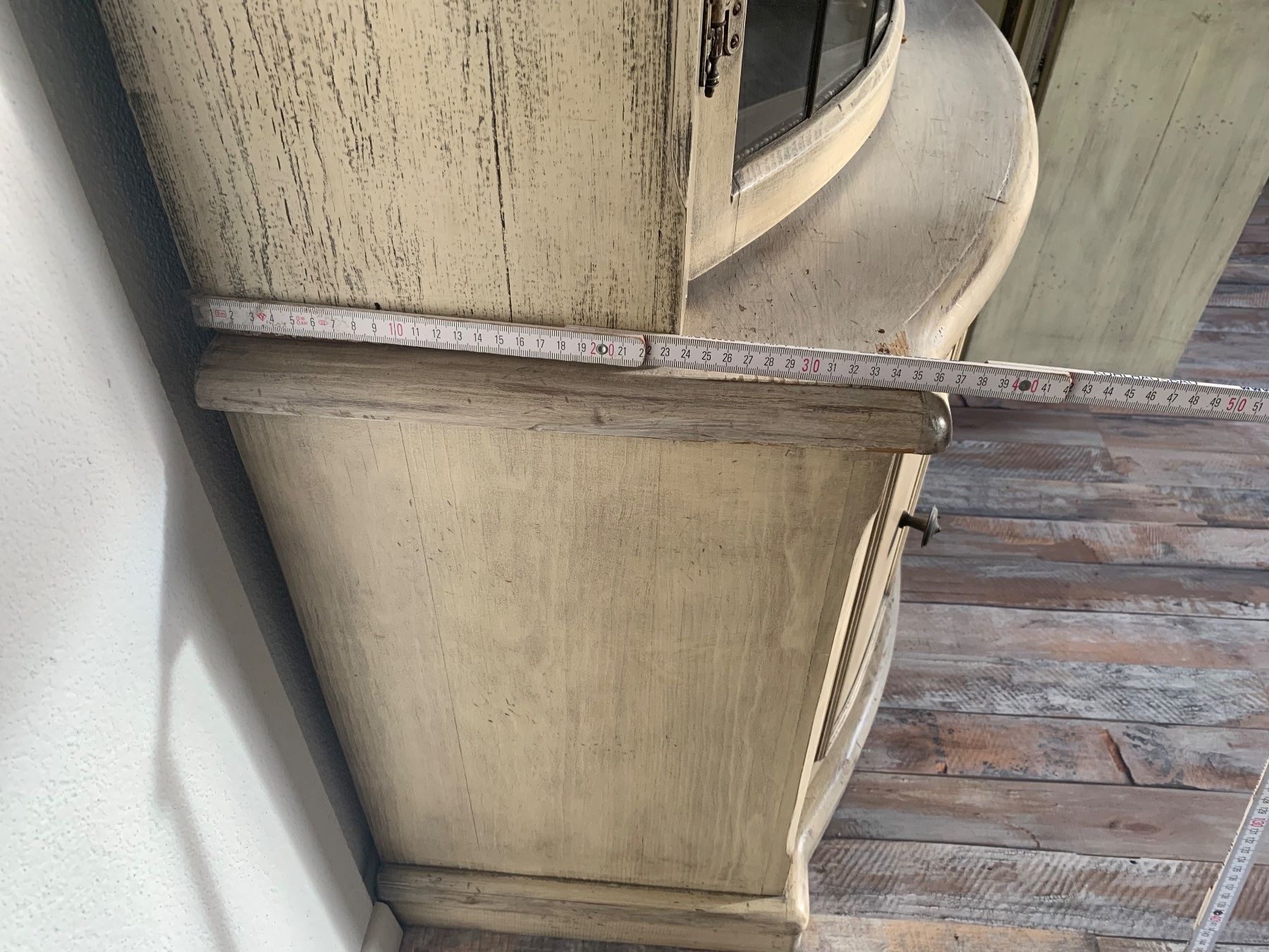 Vetrine: Stilmöbel Vitrine shabby chic – Usato da Widnau venduto da ChnopfundNagel 2
