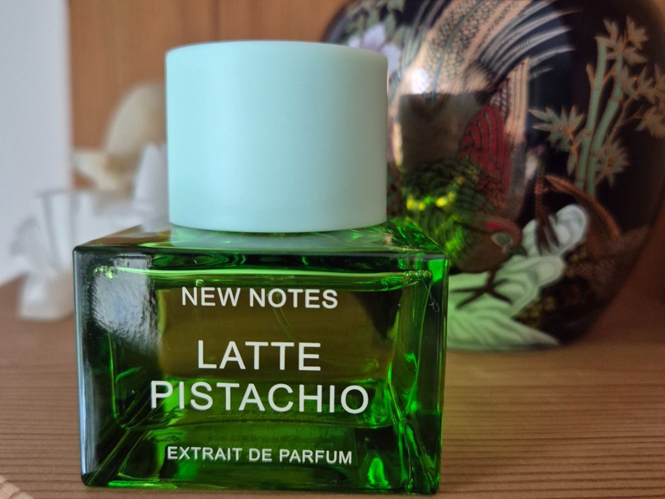 Profumi & Eau de Toilette: Latte Pistachio – Usato da Zug venduto da Christina.M9