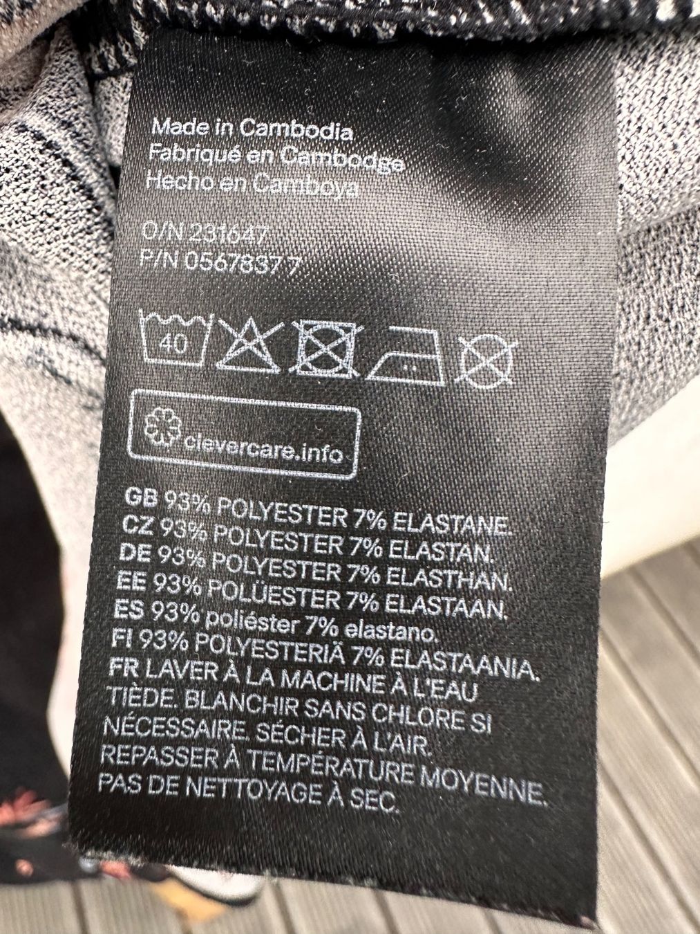 H&M Vestiti: 2Kleider mit Blumen Grösse 4XL – Usato da Tannay venduto da naxos66 5