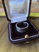 Schöner breiter solider Ring Edelstahl Armani Muster 17 mm
