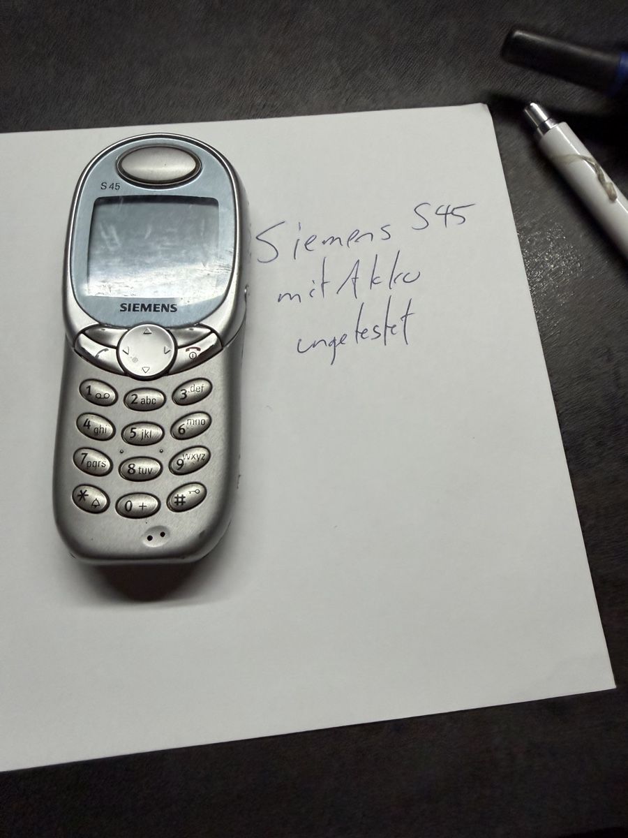 Siemens Telefoni cellulari / Smartphones: Siemens S45 mit Akku ungetestet – Usato da Wettingen venduto da NickInc