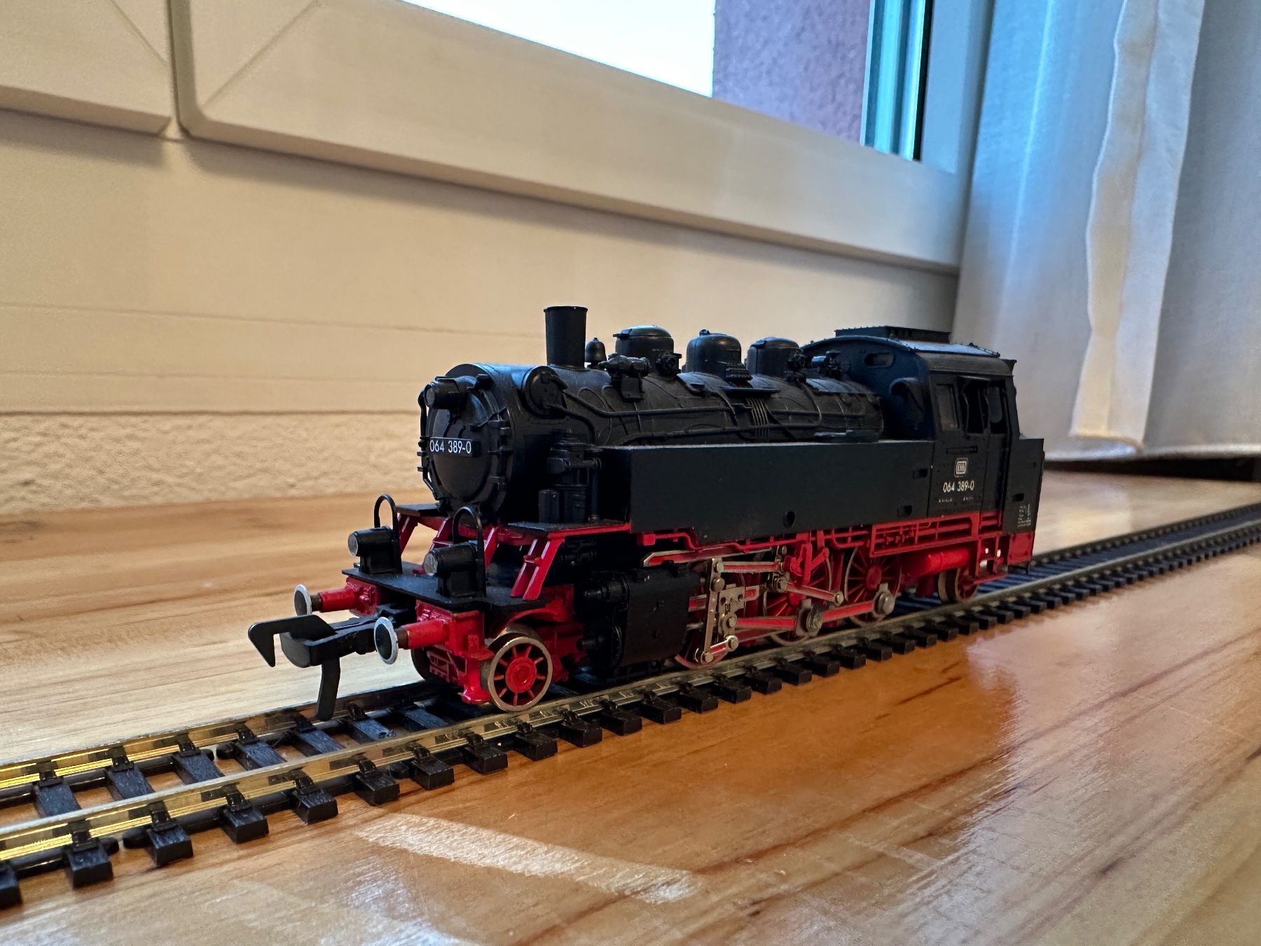 Fleischmann Modellini di ferrovie: Fleischmann 4064 Dampflok 064 389-0 H0 – Usato da Schaffhausen venduto da Danilo-86