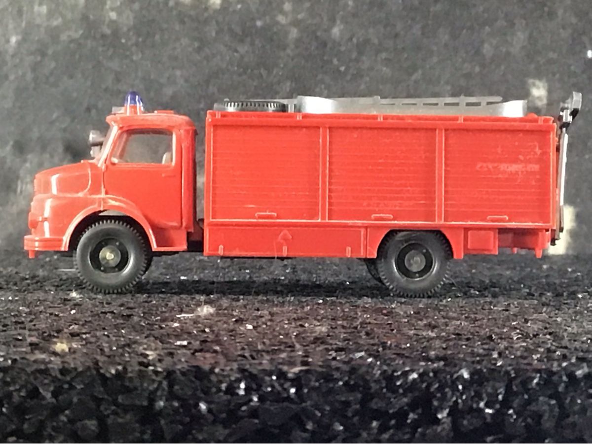 Modellini di ferrovie: MODELL LKW H0 – Usato da Männedorf venduto da Spezial-Modelle