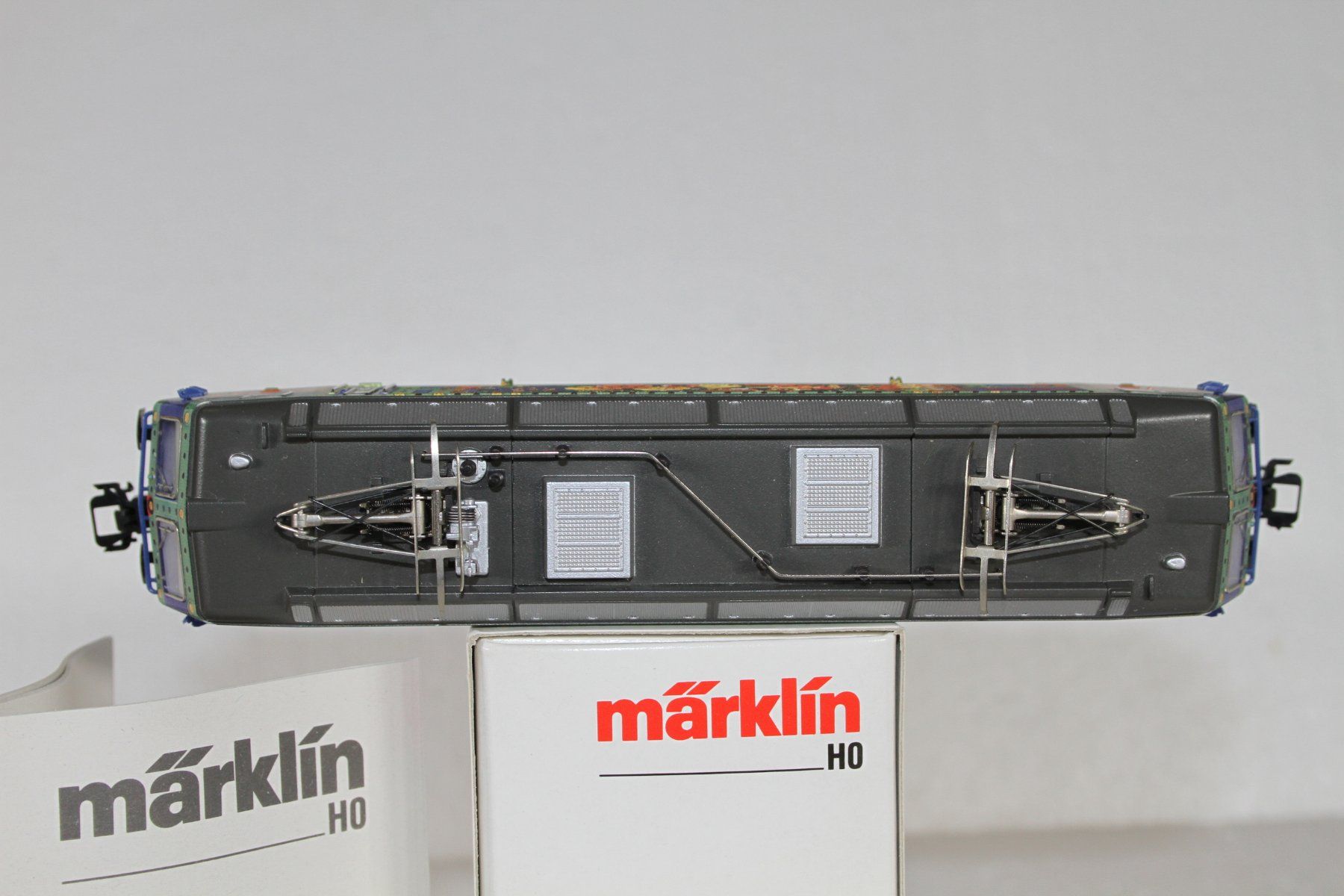 Märklin Modellini di ferrovie: Märklin 34302 SBB Re 4/4 IV , Re 446 – Usato da Triesen venduto da cor_62ts 5