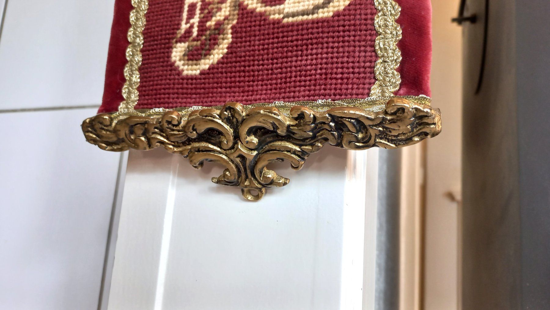 Teppiche: Antiker Gobelin / Wandbehang / Glockenzug – Gebraucht aus Bévilard von Orscha 2