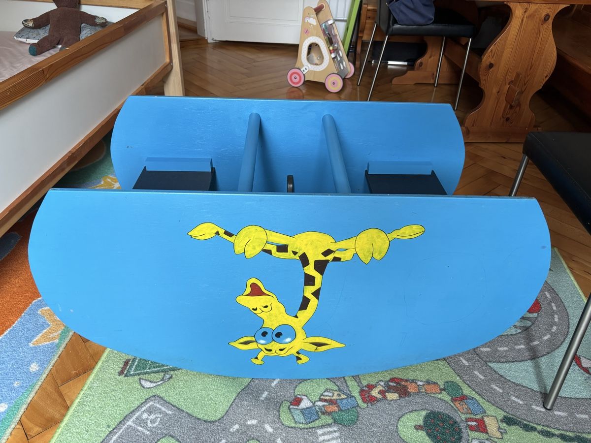 Tische: Kindertisch/Wippe – Gebraucht aus St. Gallen von TeleHoi84 3