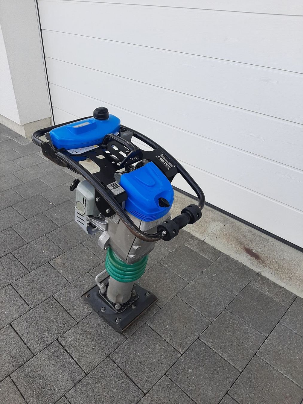 Tutte le macchine: Grabenstampfer Rammer Weber Honda – Usato da Rain venduto da Kleinmoto