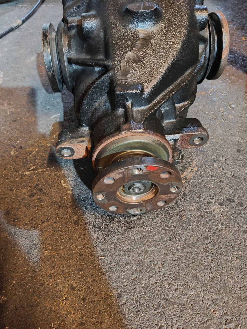 BMW Tutti pezzi di ricambio auto: BMW E46 Differential 3.07 / Hinterachsdifferential – Usato da Visp venduto da fab_db5g 1