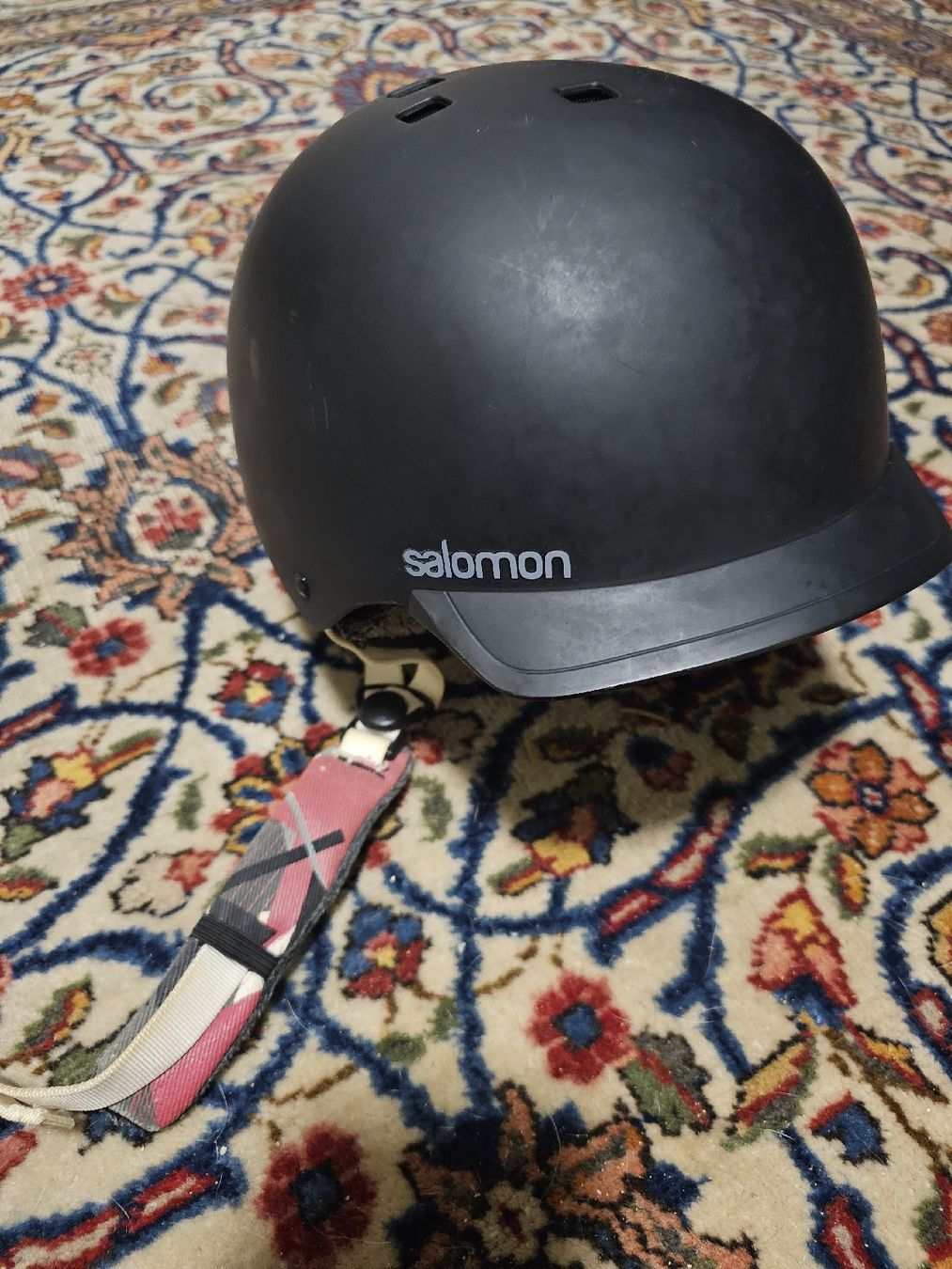 Salomon Caschi: Salomon Brigade Skihelm Kinder L/58-59cm – Usato da Sihlwald venduto da tij_2ftm