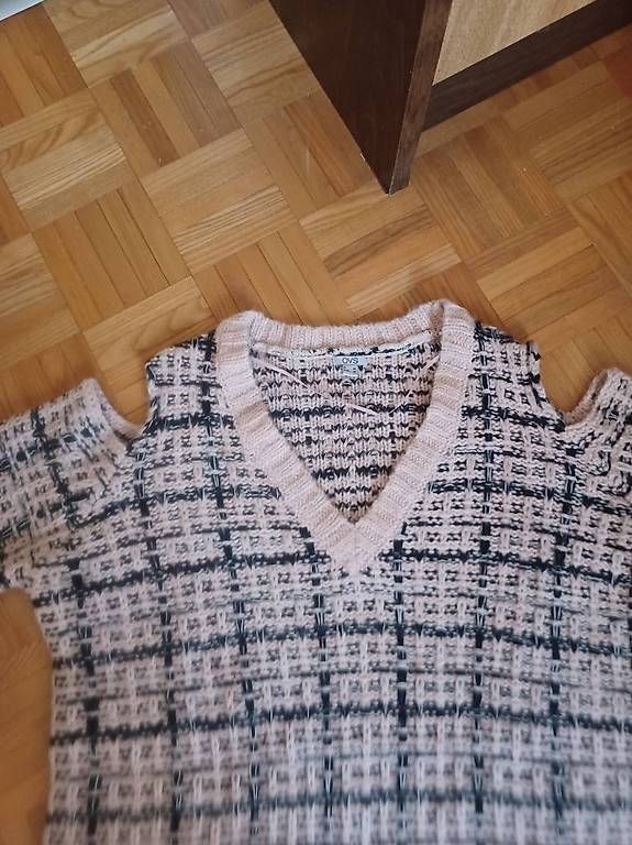 Pullover & Sweatshirts: Pull en maille saumon et noir – Gebraucht aus Soyhières von 5jm_5czl 3