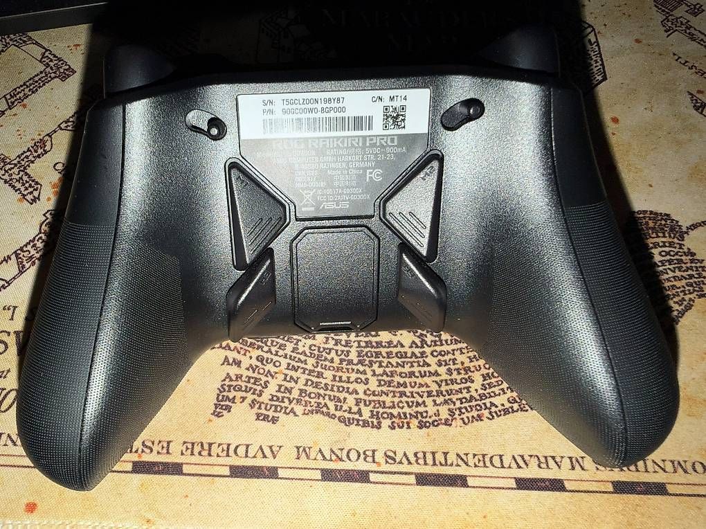 Controller: Asus ROGRaikiriPro Controller – Usato da Schüpfen venduto da hoefu12 1
