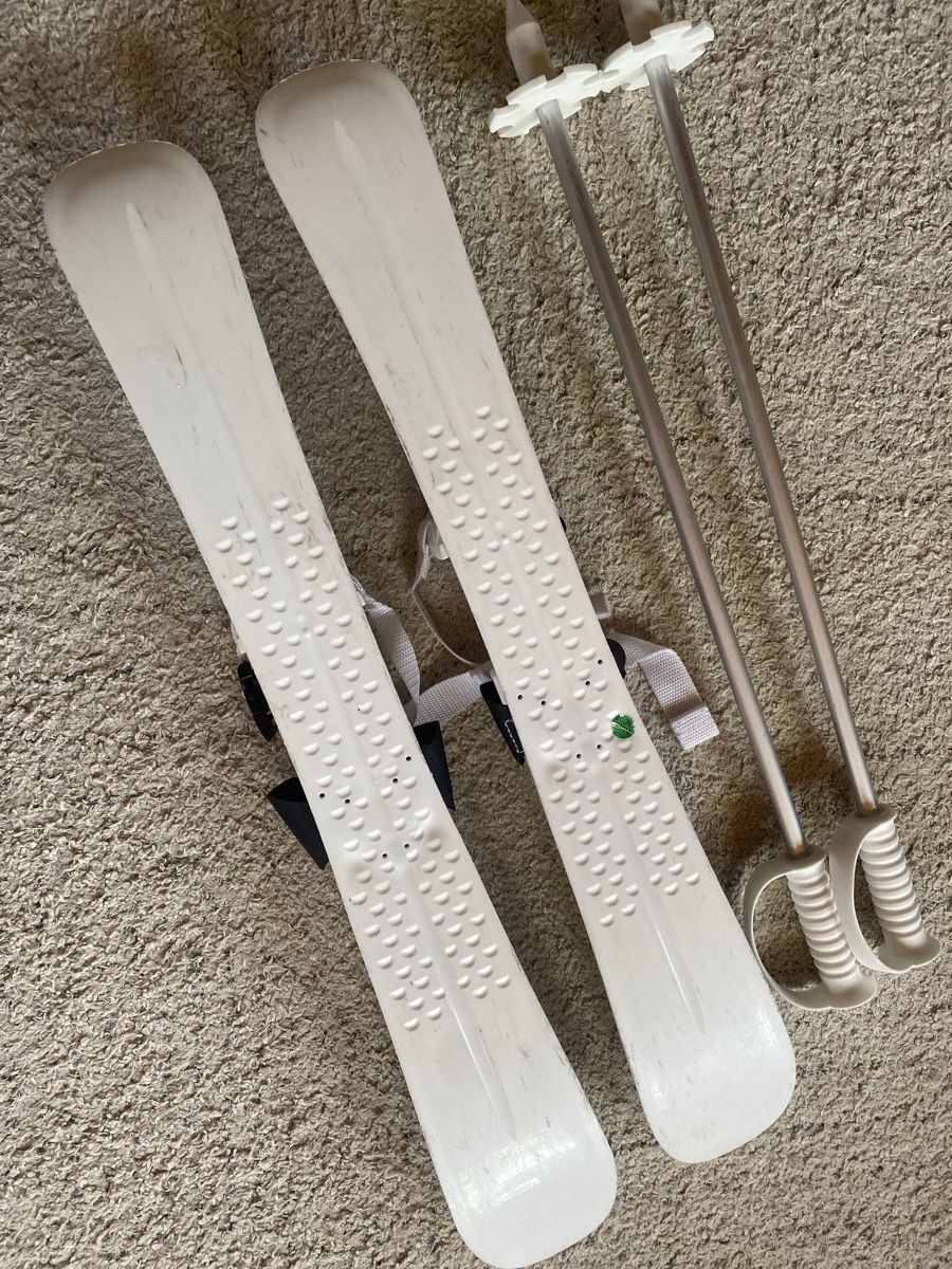 Hamax Skis: Hamax Kinderski mit Stöcken – D'occasion à Steg im Tösstal par elo_cgk7 1