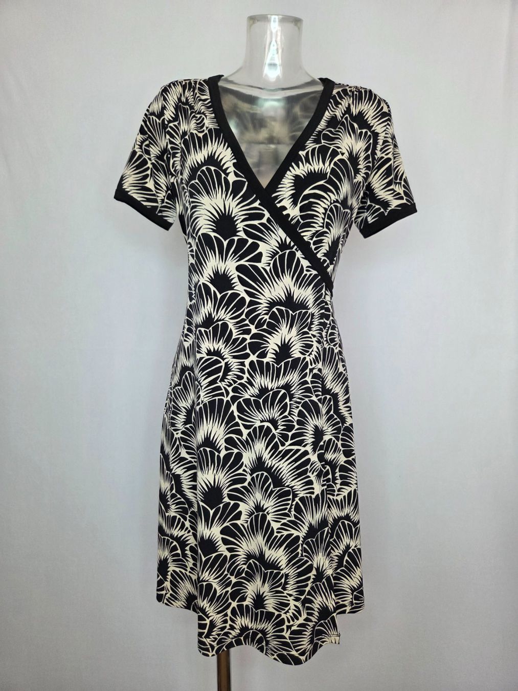 King Louie Robes: King Louie Wickelkleid S – D'occasion à Bern par -Aniko-