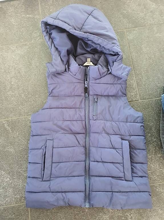 Lotti & Set di vestiti: Kinderkleider Junge, Grösse 140 – Usato da Waltenschwil venduto da ginola_23 1