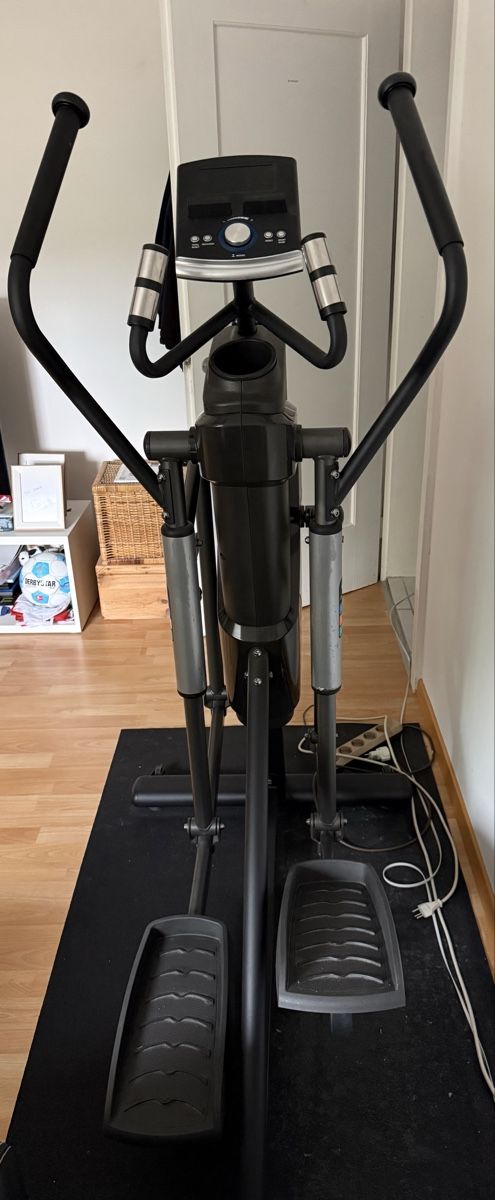 Vélos d'appartement: Crosstrainer – D'occasion à Frauenfeld par saskia.34 1