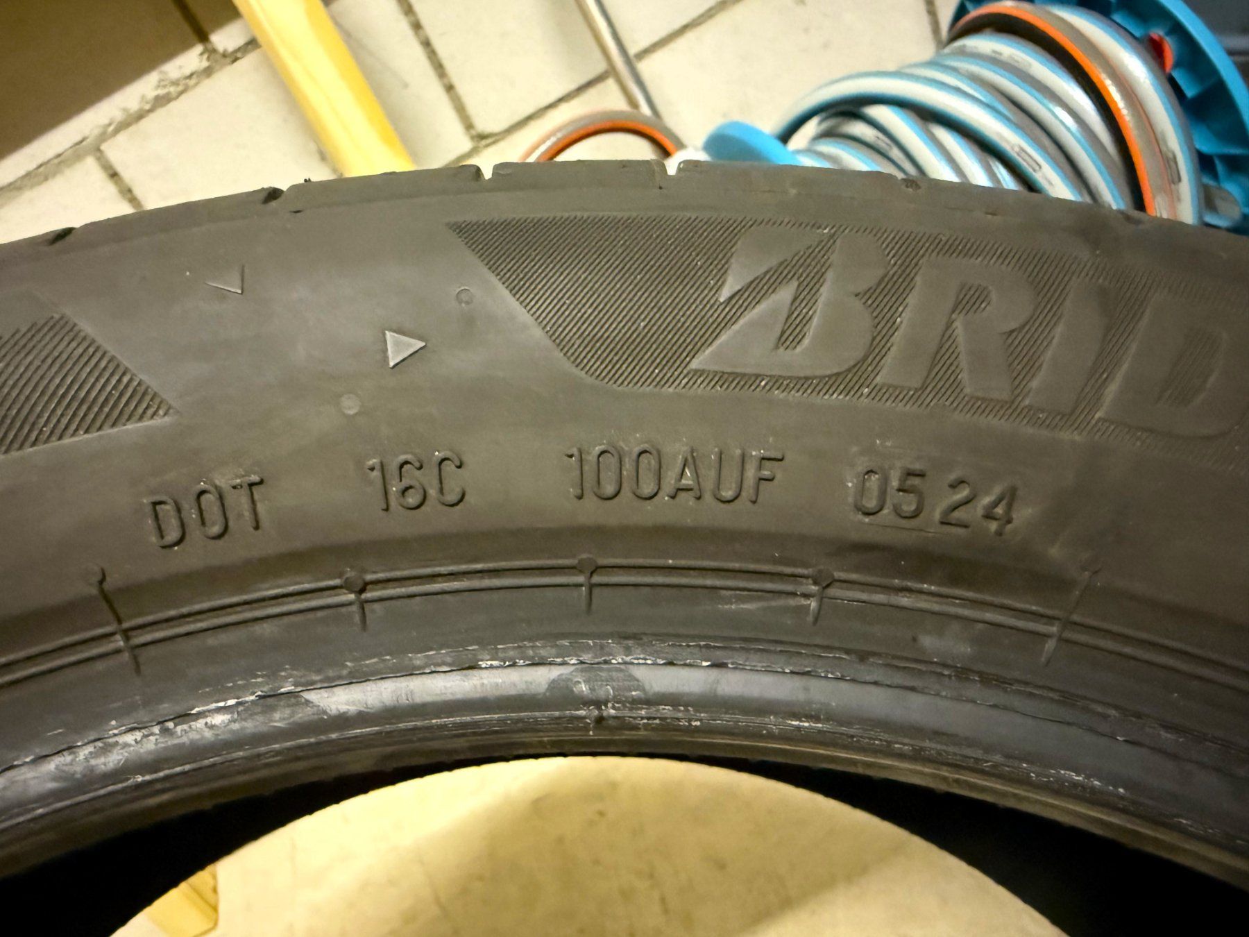 Bridgestone Pneumatici & Ruote complete: Bridgestone Turanza 6 245/45 R19 – Usato da Neftenbach venduto da UPGREAT-IT 4